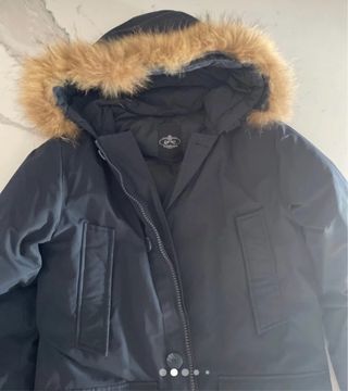Parka Woolrich nera con cappuccio