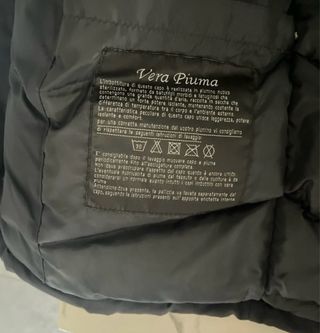 Parka Woolrich nera con cappuccio