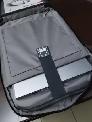 Zaino rigido porta PC lavoro ufficio