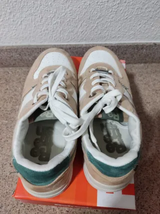 Zapatillas Refresh Beige y Verde