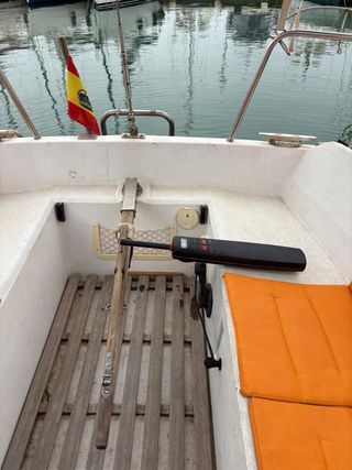 Velero Dufour 2800 (1977) con motor Volvo