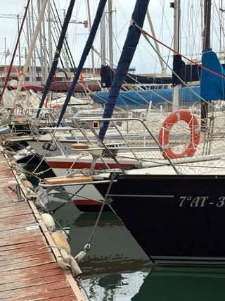 Velero Dufour 2800 (1977) con motor Volvo