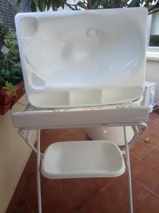 Bañera y cambiador para bebé