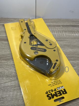 Tijera para tubo plastico P63P REMS