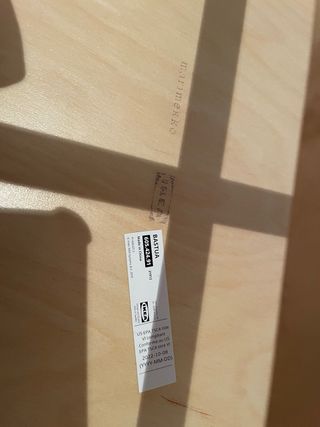 Mesa auxiliar redonda Ikea madera