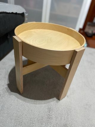 Mesa auxiliar redonda Ikea madera