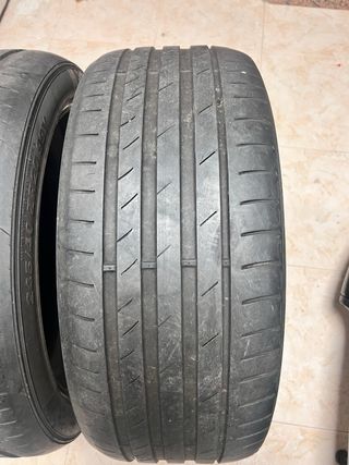 2 Kumho 245/40 R20 Neumáticos