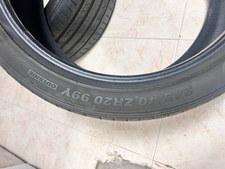 2 Kumho 245/40 R20 Neumáticos
