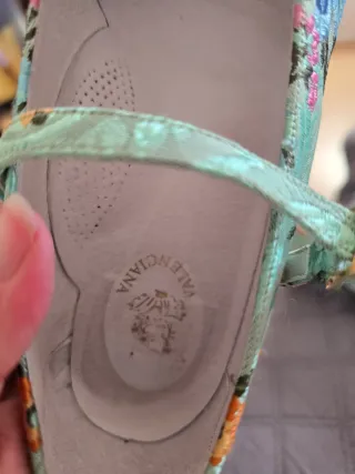 Zapatos fallera florales