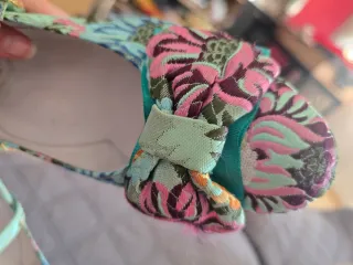 Zapatos fallera florales