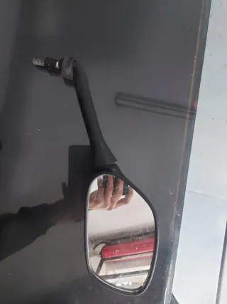 Espejo Yamaha Xmax 125/250 original usado