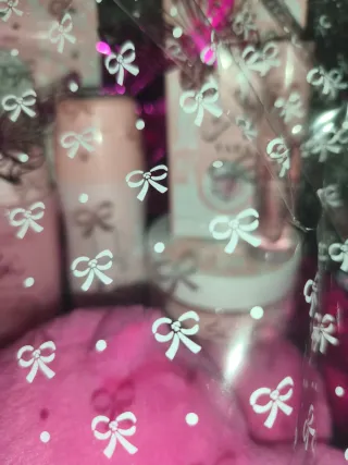 Cesta regalo Yara y peluche Kiss Beauty