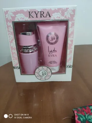Profumo Kyra e crema corpo rosa