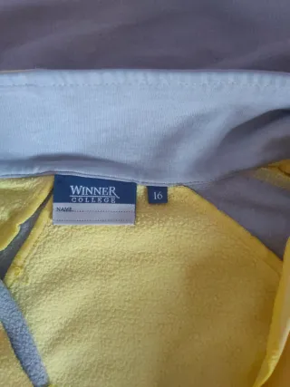 Chaqueta Regina Carmeli gris y amarilla