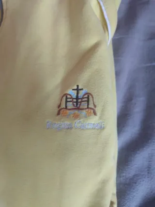 Chaqueta Regina Carmeli gris y amarilla