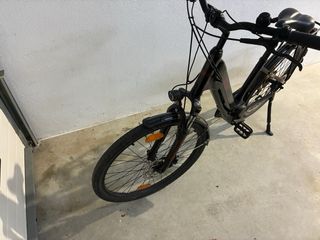 Bicicleta Eléctrica Paseo Negra