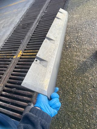 talonera derecha Suzuki Jimny