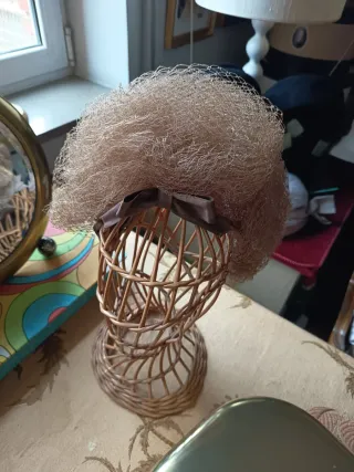 Tocado vintage tul beige,Camel.