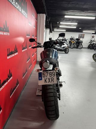 YAMAHA XSR 900 ABS DEL AÑO 2019 !!! IMPECABLE !!!