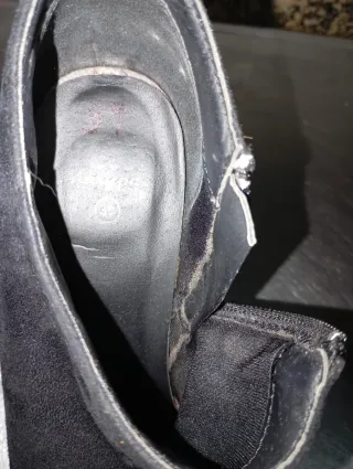 Botines negros de ante N 39