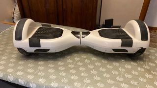 Hoverboard blanco con cargador