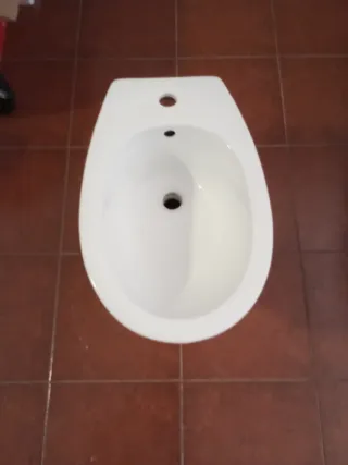 Bidé blanco