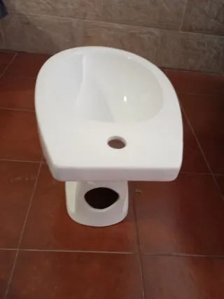 Bidé blanco