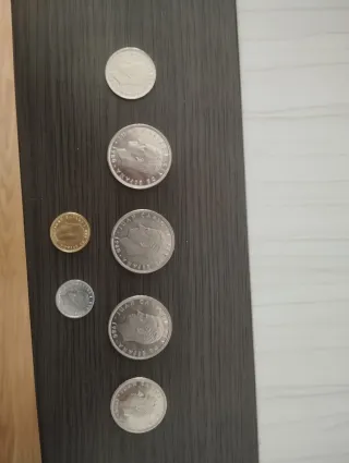 Lote de monedas 50, 100, 25 pesetas