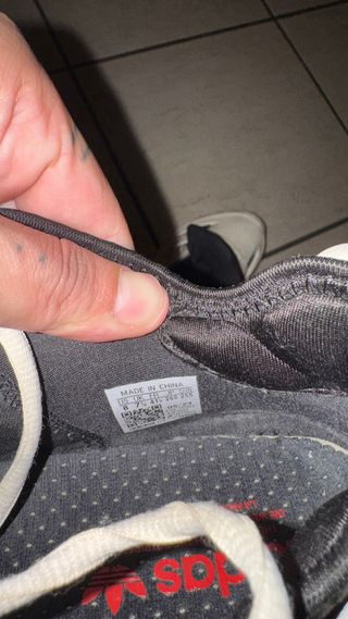 Sneakers Adidas Bianche Nere 41.5