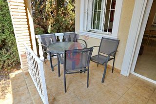 Casa adosada en venta en Urbanizaciones en Guardamar del Segura