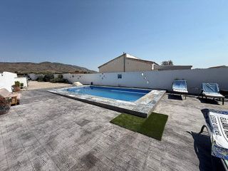 Casa en venta en Caudete