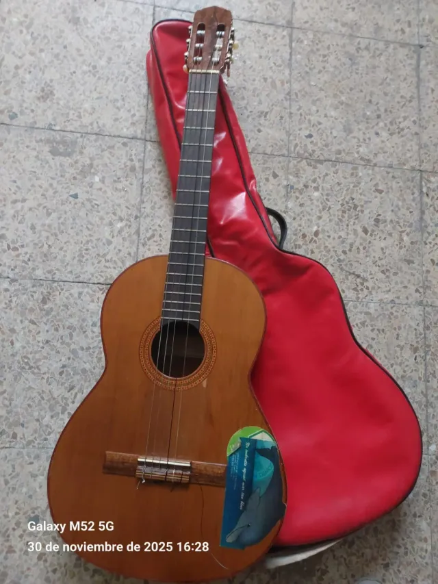 Guitarra Clásica Taurus Barcelona 1973
