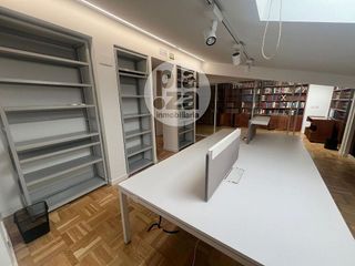 Oficina en alquiler en Plaza España - Villa Pilar - Reyes Católicos - Vadillos en Burgos