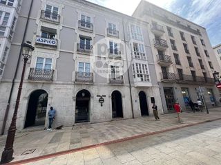 Oficina en alquiler en Plaza España - Villa Pilar - Reyes Católicos - Vadillos en Burgos