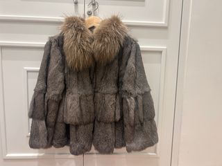 Chaqueta pelo con cuello zorro