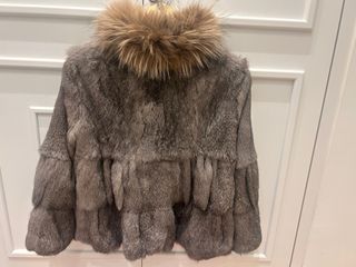 Chaqueta pelo con cuello zorro