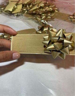 30 Lazos Decorativos Dorados