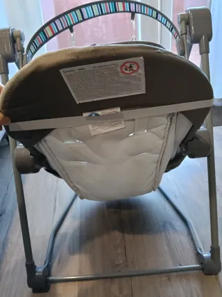 Hamaca-columpio bebé Lionelo