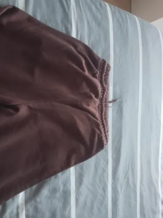 Pantalón chándal marrón