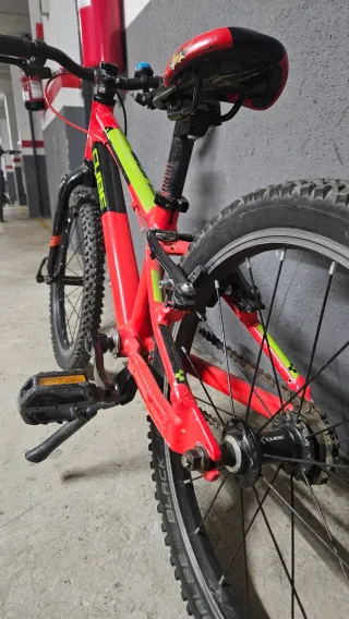 Bicicleta Infantil 18 niño/niña Cube Ligerisima