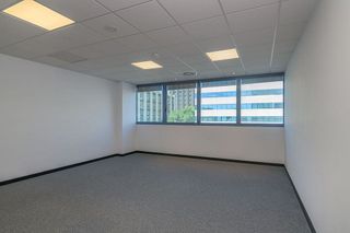 Oficina en alquiler en Sant Just Desvern