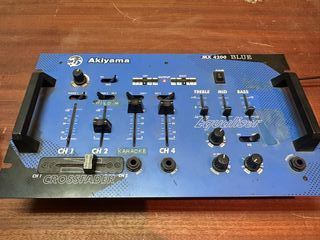 Mesa de mezclas Akiyama MX 4200 Blue
