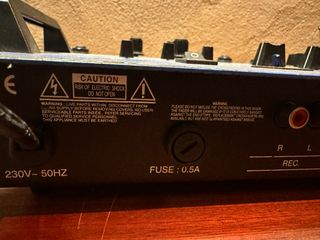 Mesa de mezclas Akiyama MX 4200 Blue