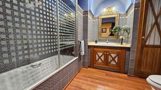 Chalet en venta en Santa Maria de Trassierra en Córdoba