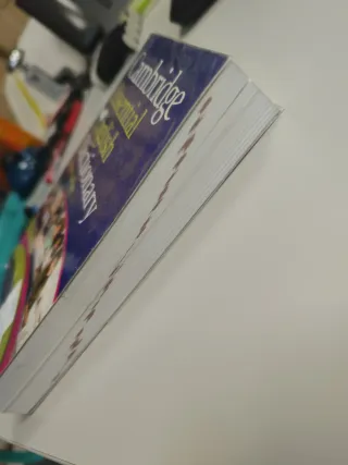 Cambridge Essential English Dictionary