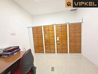 Local comercial en alquiler en Riazor - Los Rosales en Coruña (A)