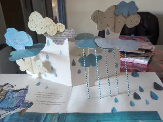 El Monstruo de Colores, un libro pop-up