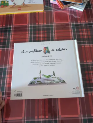 El Monstruo de Colores, un libro pop-up