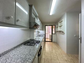 Piso en alquiler en Benalúa en Alicante