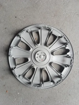 Tapacubos Mercedes 16 W447